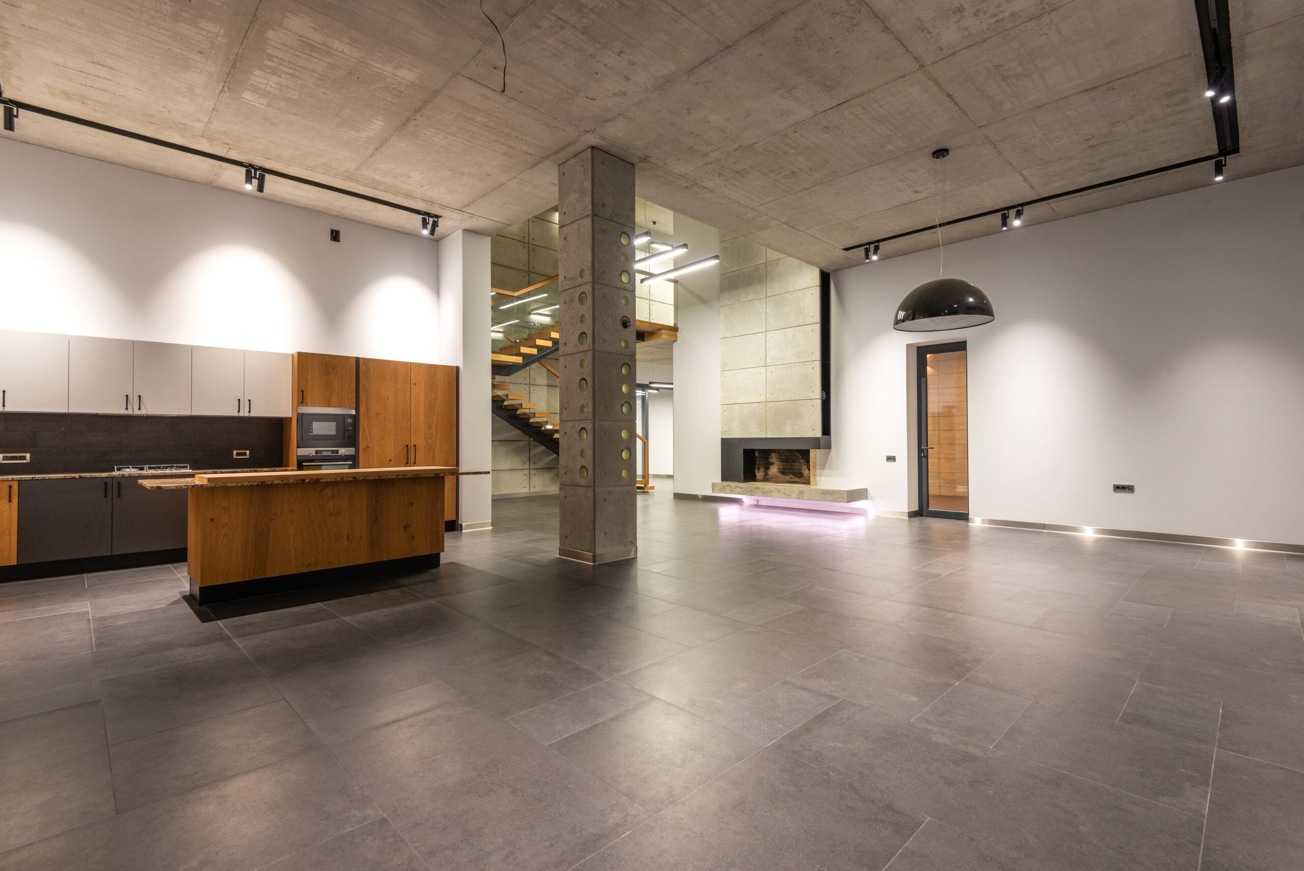 pexels-max-vakhtbovych-7031409